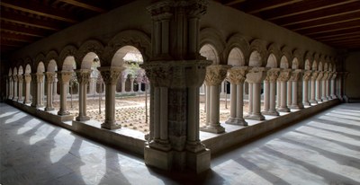 Tuterako Katedraleko klaustroko kapitelak birtualki bisitatzeko aukera