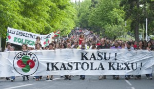 Ikastolak, Euskal Herriko kooperatibismoaren eragile garrantzitsuenetarikoak.